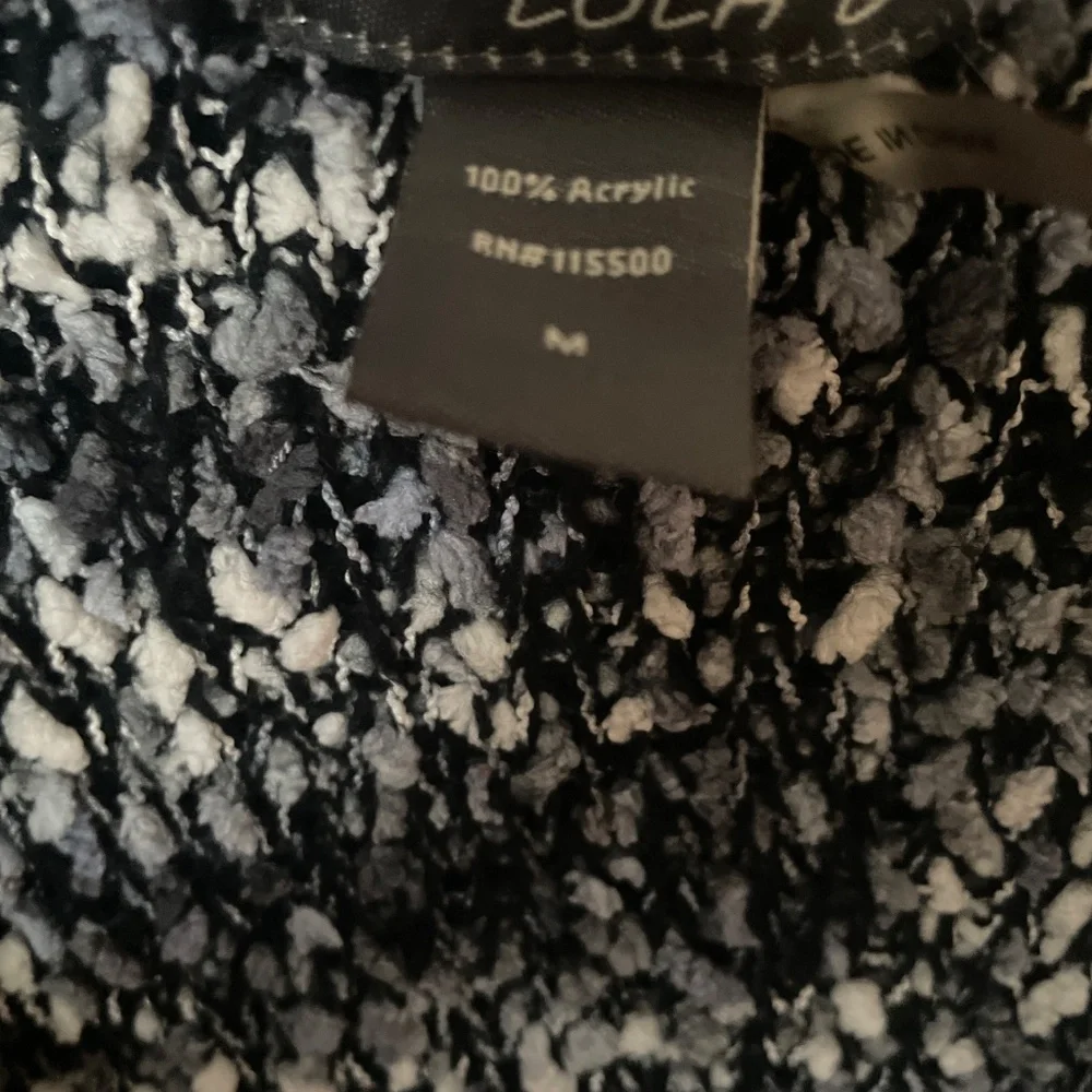 Sweater - Picture 3 of 4